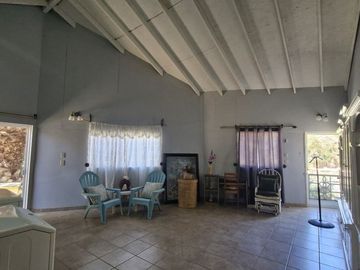 Venta de Casa de 1 nivel en Praderas del Ciprés.