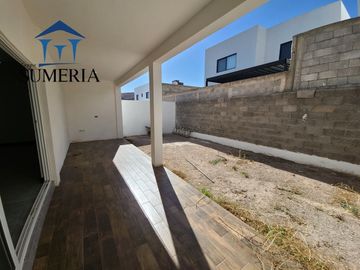 Espectacular casa en Bosque Real