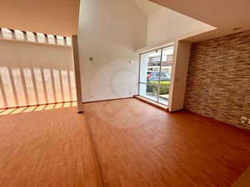 Amphitrite Casa en venta en Llano Grande