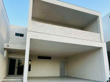 ST RENTA DE CASA DE LUJO EN ALAMO SUR SANTIAGO