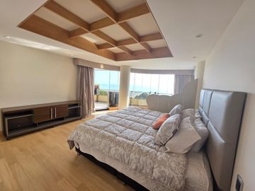 Vendo Exclusivo Departamento en el Malecón de la Reserva – Miraflores