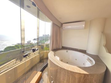 Vendo Exclusivo Departamento en el Malecón de la Reserva – Miraflores