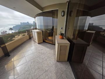 Vendo Exclusivo Departamento en el Malecón de la Reserva – Miraflores