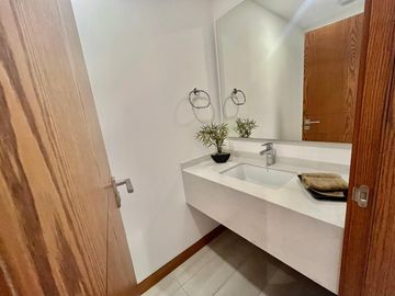 Vendo departamento exclusivo dos dormitorios en La Primavera Cumbayá