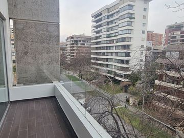 Hermoso y amplio Loft! + Estac.y bod. pasos metro