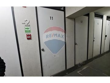 Hermoso y amplio Loft! + Estac.y bod. pasos metro