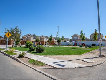 Hermosa casa en venta Cond Prados de Buin