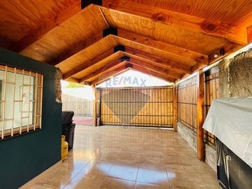 Casa esquina en venta, Conchalí.