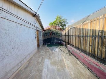 Casa esquina en venta, Conchalí.