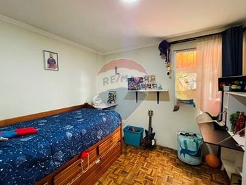 Casa esquina en venta, Conchalí.