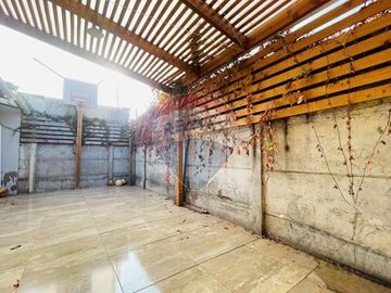 Casa esquina en venta, Conchalí.