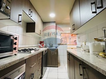 Casa esquina en venta, Conchalí.