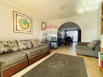 Casa esquina en venta, Conchalí.