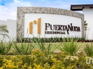 eje juan pablo II, puerta nueva venta de terreno residencial con alberca y terraza