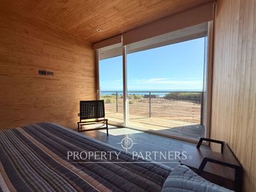 Pichilemu, Casa con Despejada vista al mar en el Pangal