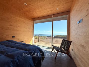 Pichilemu, Casa con Despejada vista al mar en el Pangal
