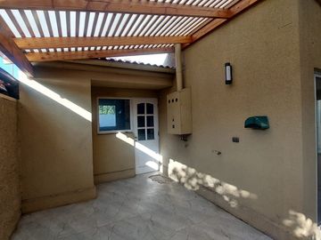 CASA EN PJE PUENTE MANSO (3D-3B) - VALLE LO CAMPINO, QUILICURA
