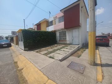 Casa en venta en Fraccionamiento Los Álamos, Chalco, Edo.Mex.