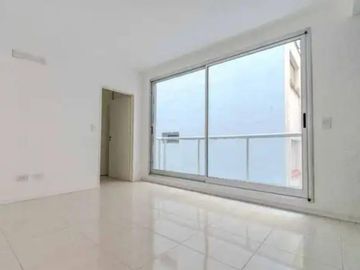 DEPTO 1 AMB AL FRENTE C/BALCON APT PROF- ESTRENAR- PROX CARRANZA