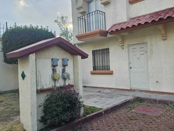 CASA EN VENTA EN VILLAS DEL REAL, TECAMAC
