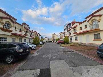 CASA EN VENTA EN VILLAS DEL REAL, TECAMAC