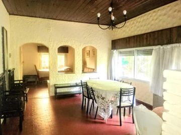 Casa en venta - 2 Dormitorios 1 Baño - General Rodríguez