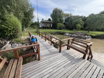 Casa en  venta en el Delta en Segunda Sección sobre Arroyo Estudiantes