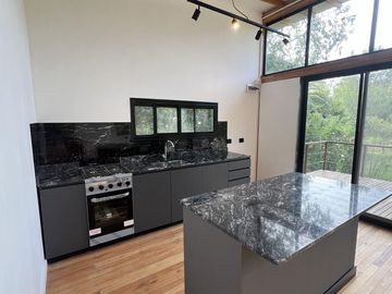 Casa en  venta en el Delta en Segunda Sección sobre Arroyo Estudiantes