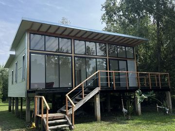 Casa en  venta en el Delta en Segunda Sección sobre Arroyo Estudiantes