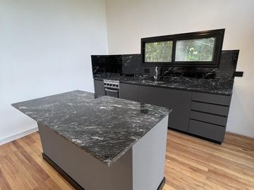 Casa en  venta en el Delta en Segunda Sección sobre Arroyo Estudiantes
