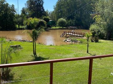 Casa en  venta en el Delta en Segunda Sección sobre Arroyo Estudiantes