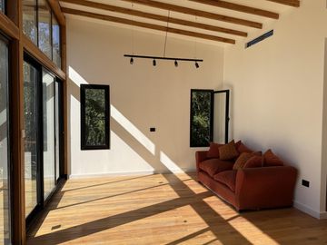 Casa en  venta en el Delta en Segunda Sección sobre Arroyo Estudiantes