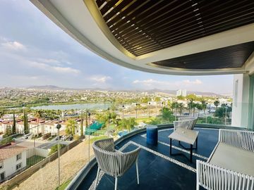 OPORTUNIDAD, AMPLIO DEPARTAMENTO EN VENTA CON VISTA AL LAGO, JURIQUILLA
