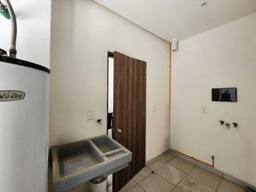 DEPARTAMENTO EN VENTA EN BOSQUE REAL