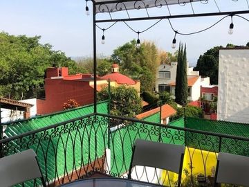 ¡Tu oasis privado con alberca y jardín en exclusiva privada!