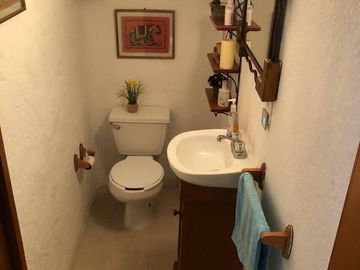 ¡Tu oasis privado con alberca y jardín en exclusiva privada!