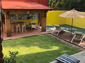 ¡Tu oasis privado con alberca y jardín en exclusiva privada!