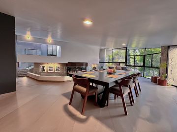 Casa de Lujo en Venta en Lomas del Valle Zapopan