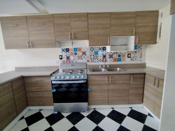Gran casa con amenidades
