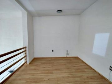 Gran casa con amenidades