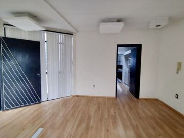 Gran casa con amenidades