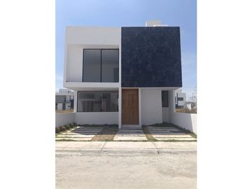 CASA EN VENTA EN FRACC LA HERRADURA, PACHUCA HGO