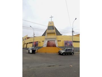 CHORRILLOS - VENTA CASA COMO TERRENO - ÁREA 262 m2