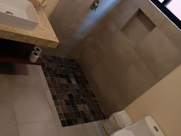 Venta Casa Nueva de 3 Recámaras con Roof y Jardín en Tulum – Lista para Escriturar
