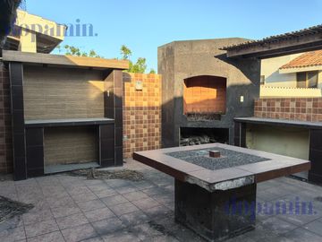 Casa en Fraccionamiento Residencial Náutico