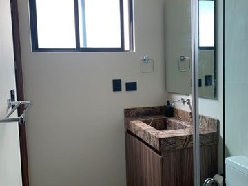 VENTA casa en Lomas de Angelopolis Puebla, 4 recamaras y jardin