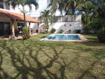 Residencia de Lujo en Venta – 1,350?m² en Residencial Campestre Cancún
