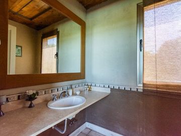 Venta Casa Chacra 6 Ambientes Pileta Parque Patio
