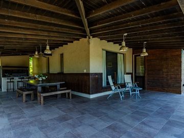 Venta Casa Chacra 6 Ambientes Pileta Parque Patio