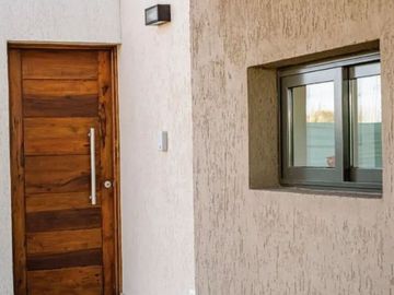 Casa en Venta - Bº La Quebrada - Lujan